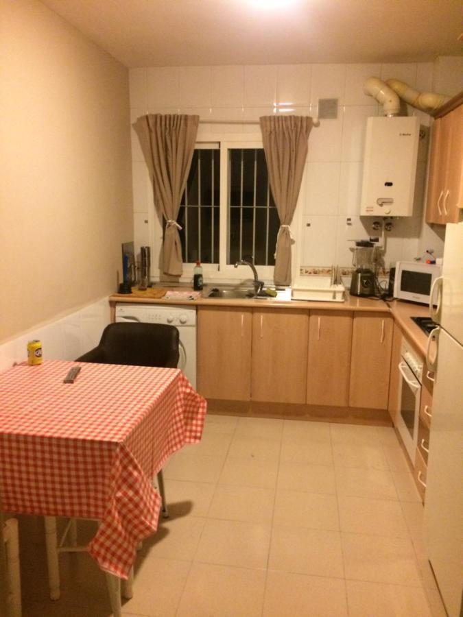 דירות Malaga Habitacion En Apartamento Carlos Haya מראה חיצוני תמונה